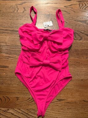 Zara hot Pink bodysuit with Bows sz medium nwt